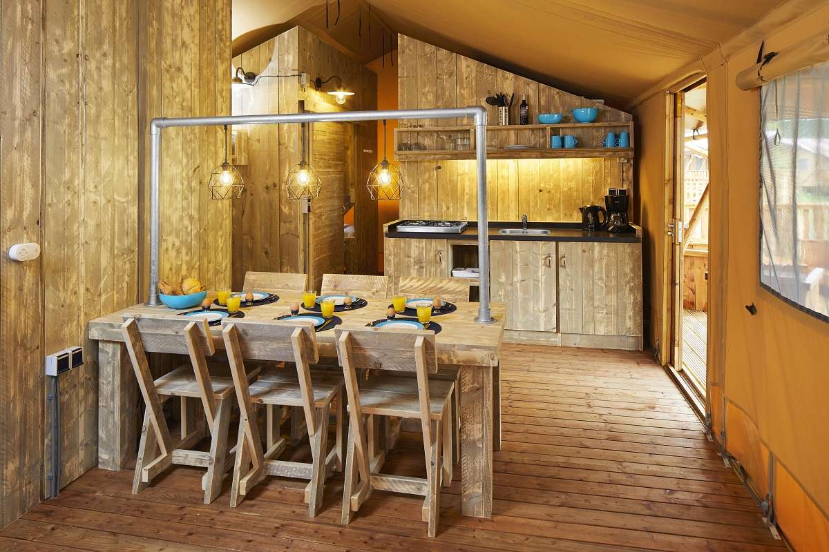 draagbaar Bepalen Gezicht omhoog Luxury Lodge tent | 6 person Bungalow tent - Holiday Park Duinrell