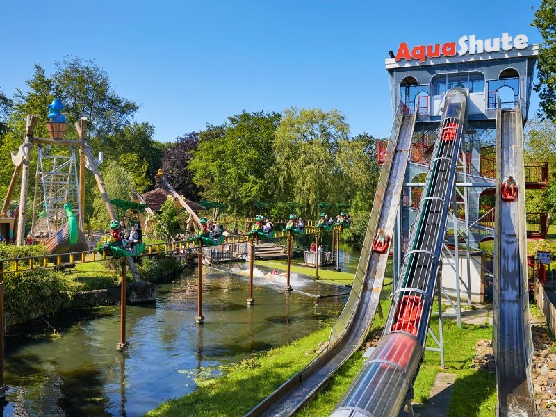 Aqua Shute - Attractions - Duinrell.com